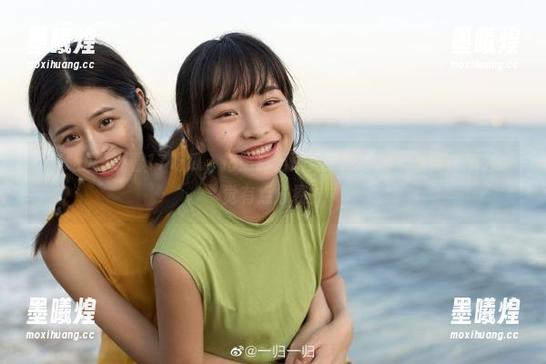 观看17吃瓜，把黑料当蘑菇来吃，那个画面，怎么感觉有点分裂？