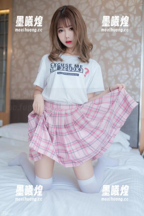 听说‘www.51chigua.fun’苹果版带你疯狂吃瓜，结果我只能吃泡面…