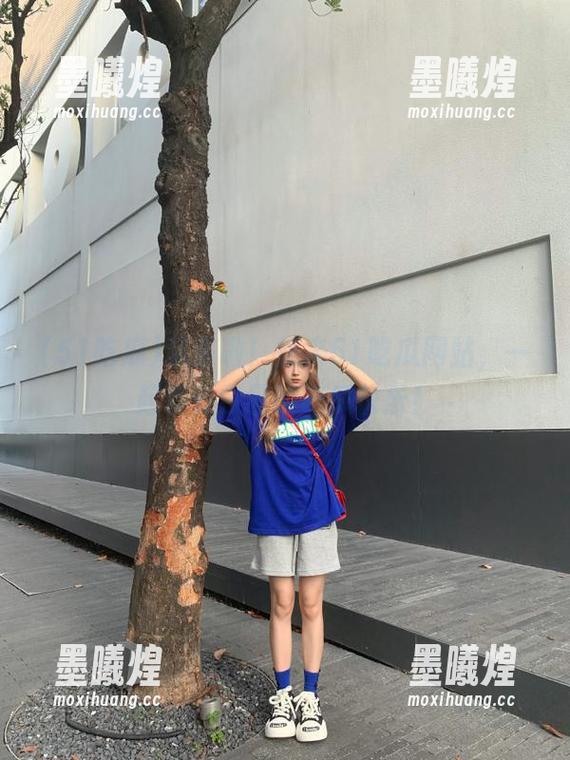 51吃瓜 瓜来啦!快来51吃瓜网站,一起享受今日的吃瓜快乐!