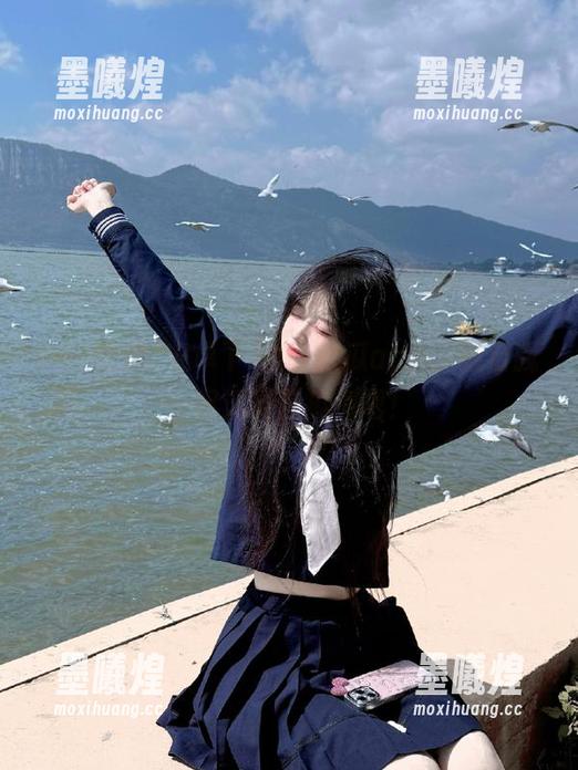 安卓下载51吃瓜app，跟着我一起沉浸在瓜海吧！