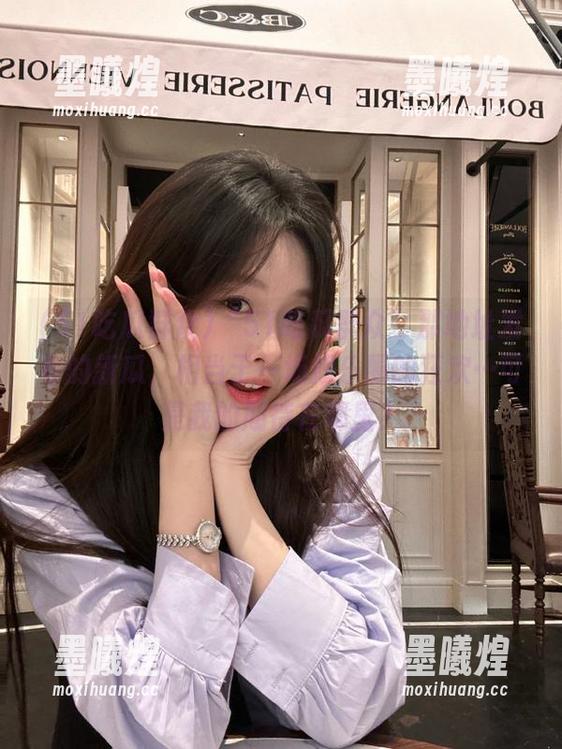 “51吃瓜群众”那地址发布的新瓜，相当于一场娱乐圈的狂欢…可是我的期待在哪里？