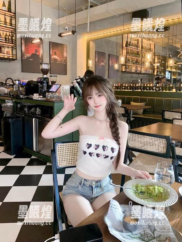 “hlw”网页的神仙内容让我绷不住了，真的太有料了！