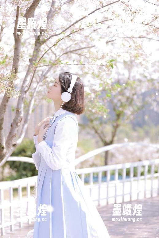www51 你们试过www51这个app的‘热搜’功能吗?简直就是剖析人性的小剧场啊!
