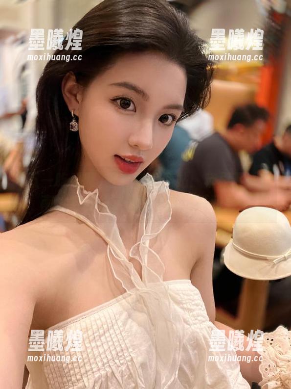 五一吃瓜网站：苹果下载指南，告诉你这两者之间的瓜和果！