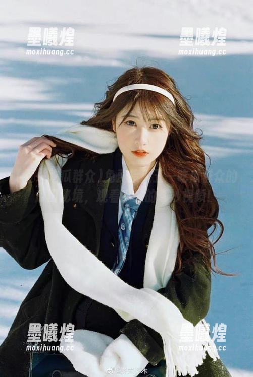 五一吃瓜群众 免费接入五一吃瓜群众的瓜田秘境,观看瓜友的奇妙视频!