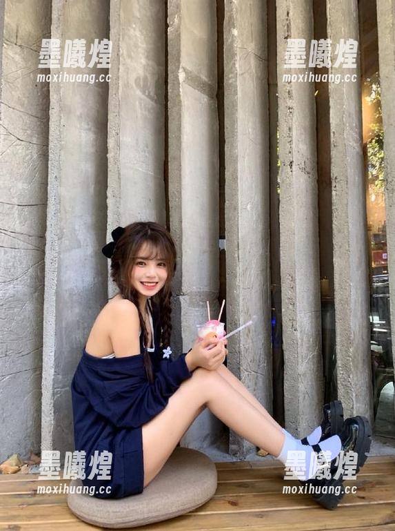 吃瓜天堂：八卦公交，直通幸福线路！