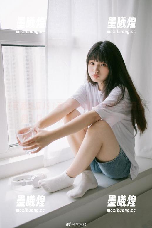 91吾爱吃瓜最新发现，收藏备用入口，畅游八卦圈的另一扇门！