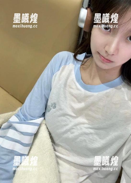 吾爱吃瓜网52cg苹果版：一款让好奇心膨胀到极点的应用，能耐得住吗？