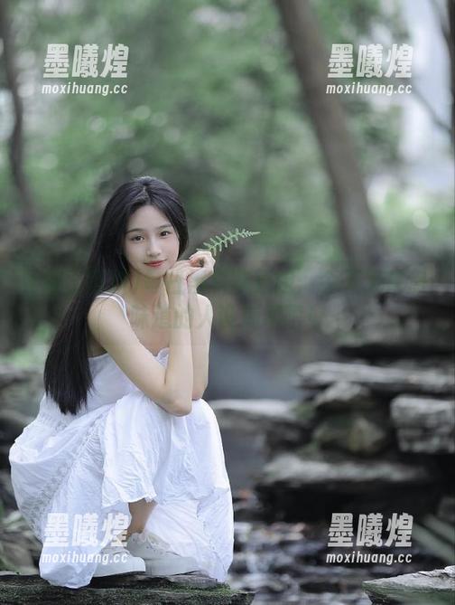 每日黑料苹果版：今天又来点味道的人设崩塌吧！