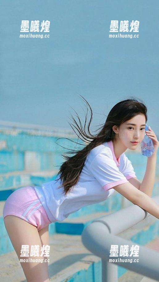 黑料不打烊苹果版的传送门：进来就等着吃瓜啊！