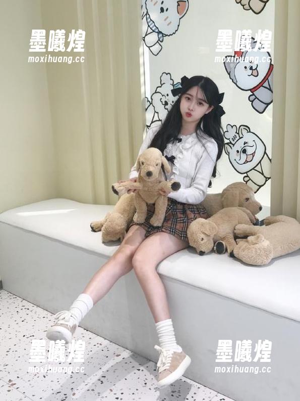 网页上的黑色正能量不止是表面，黑料不打烊打破我的想象力！