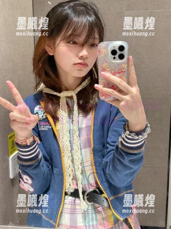 在tttzzzapp，黑料不打烊的资源能把你乐翻！