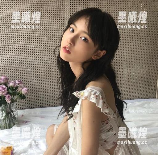 黑料不打烊166.su，分享新鲜出炉的瓜，今晚一起嗨皮吧！