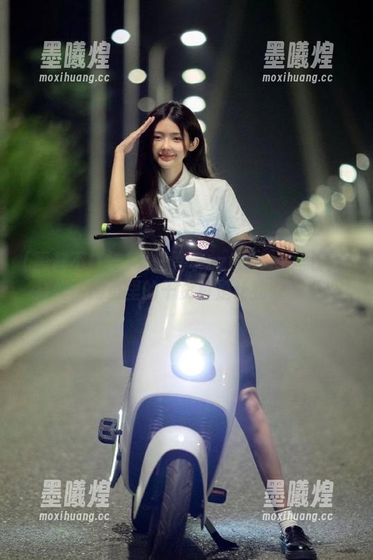 又是登录zztt21.su黑料不打烊，网页里的干货真是让我双眼发光