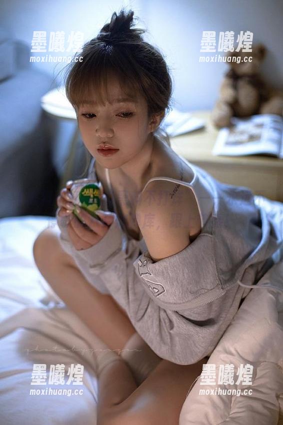 “黑料不打烊”——永远不停歇的八卦炸弹库，跟上节奏！