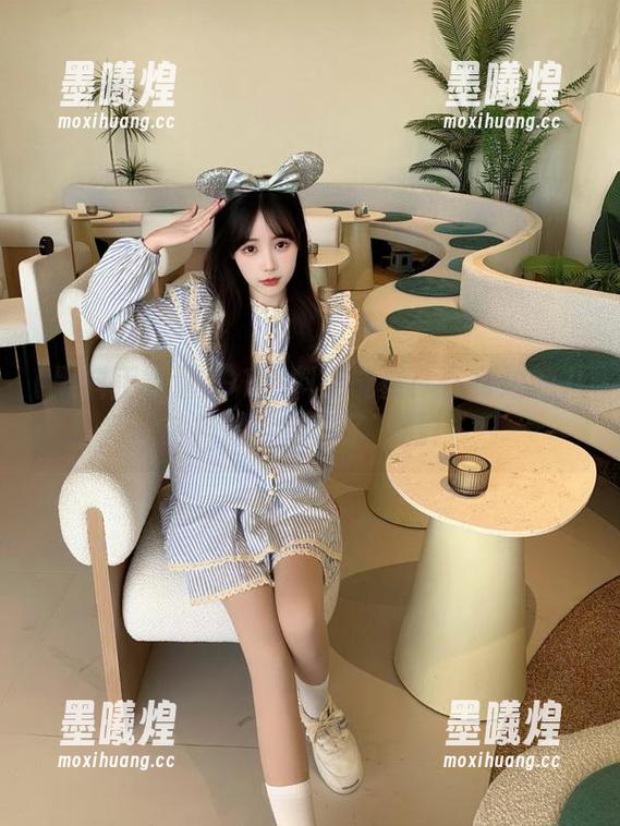 91黑料正能量：你身边的八卦神器，别忘了下载！