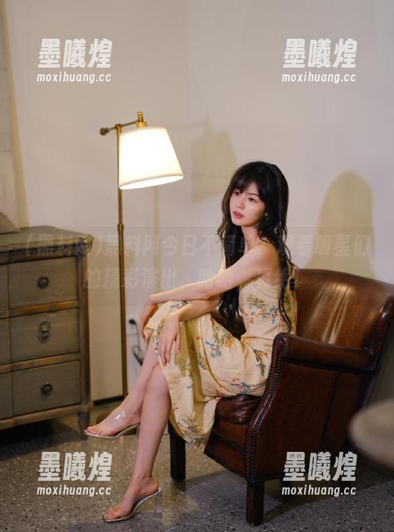 黑料网今日不简单，观看明星们的精彩演出，哈哈，真绝！