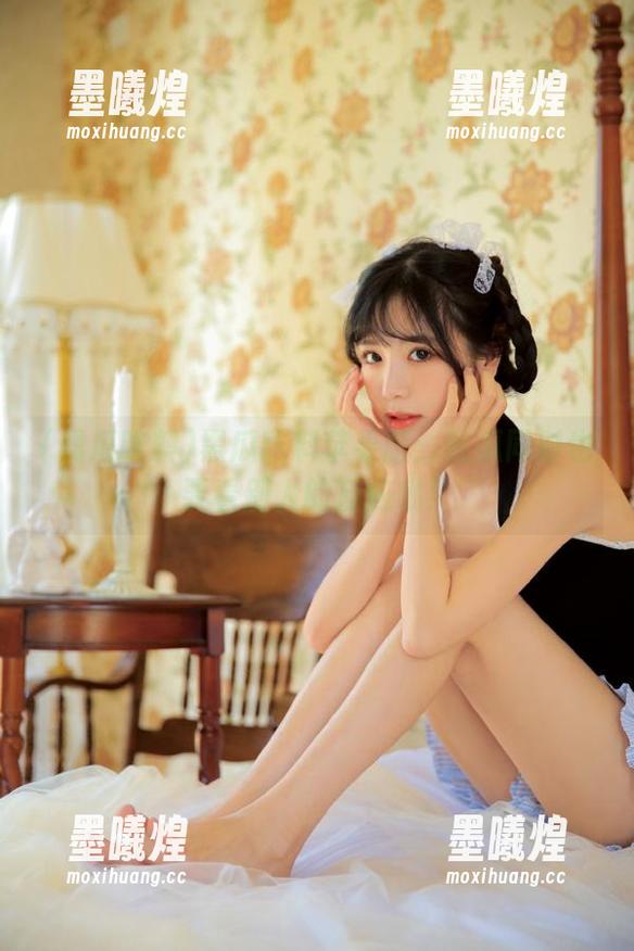 黑瓜吃料苹果版：吃瓜同时也要看别人的反应哦！